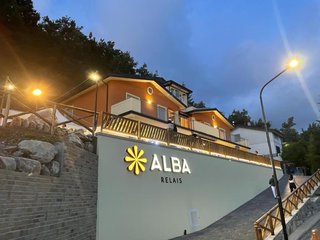 Alba Relais Hotel Nemoli Екстериор снимка